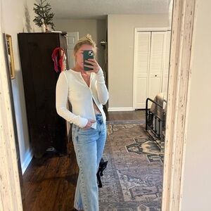 Aritzia oceane top nwt